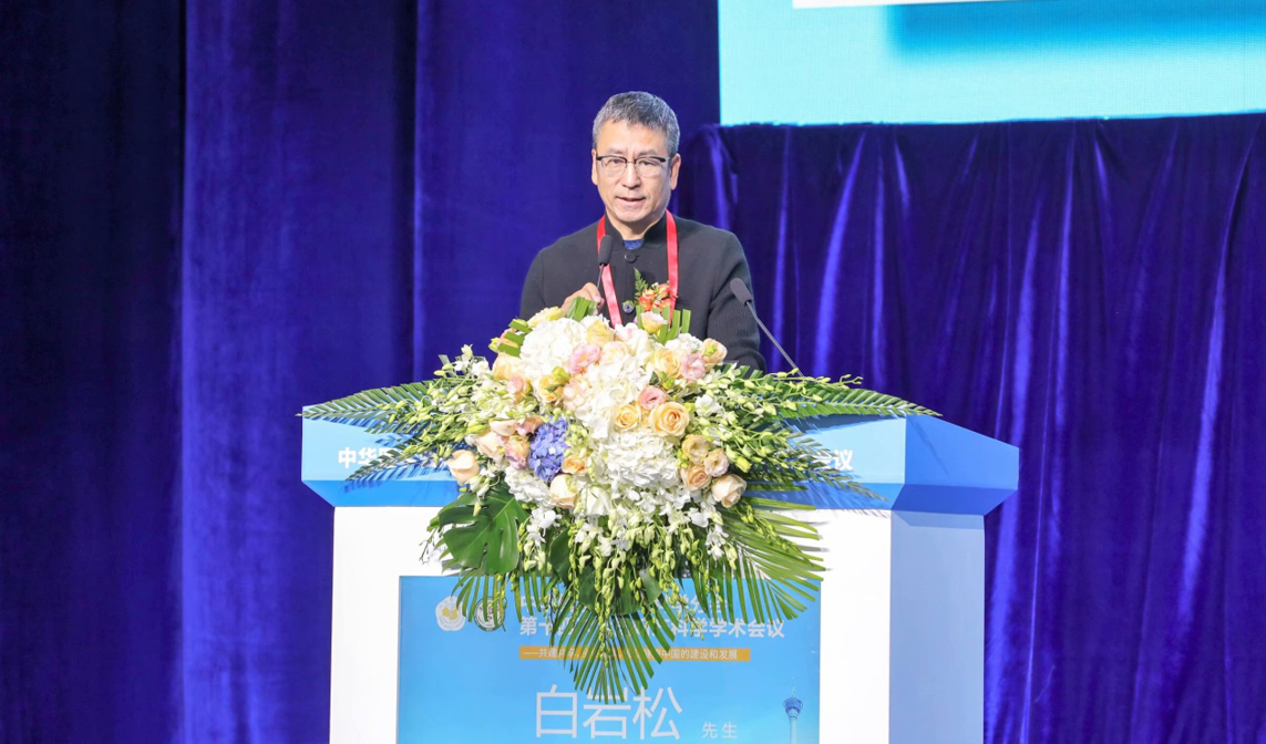 白岩松：妇产科行业守卫着生命的起跑线