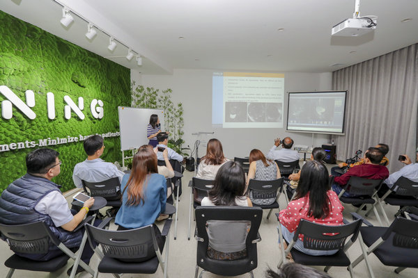 中国“无创手术”引多国医师赴渝学习