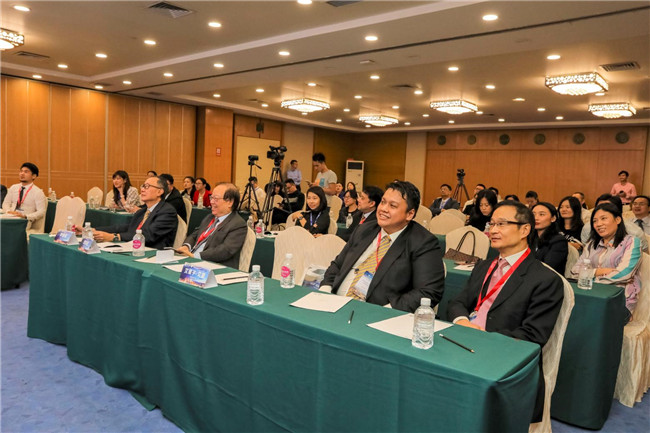 海内外千余名医生受训“无创手术” 腔镜名家“点赞”重庆海扶刀®