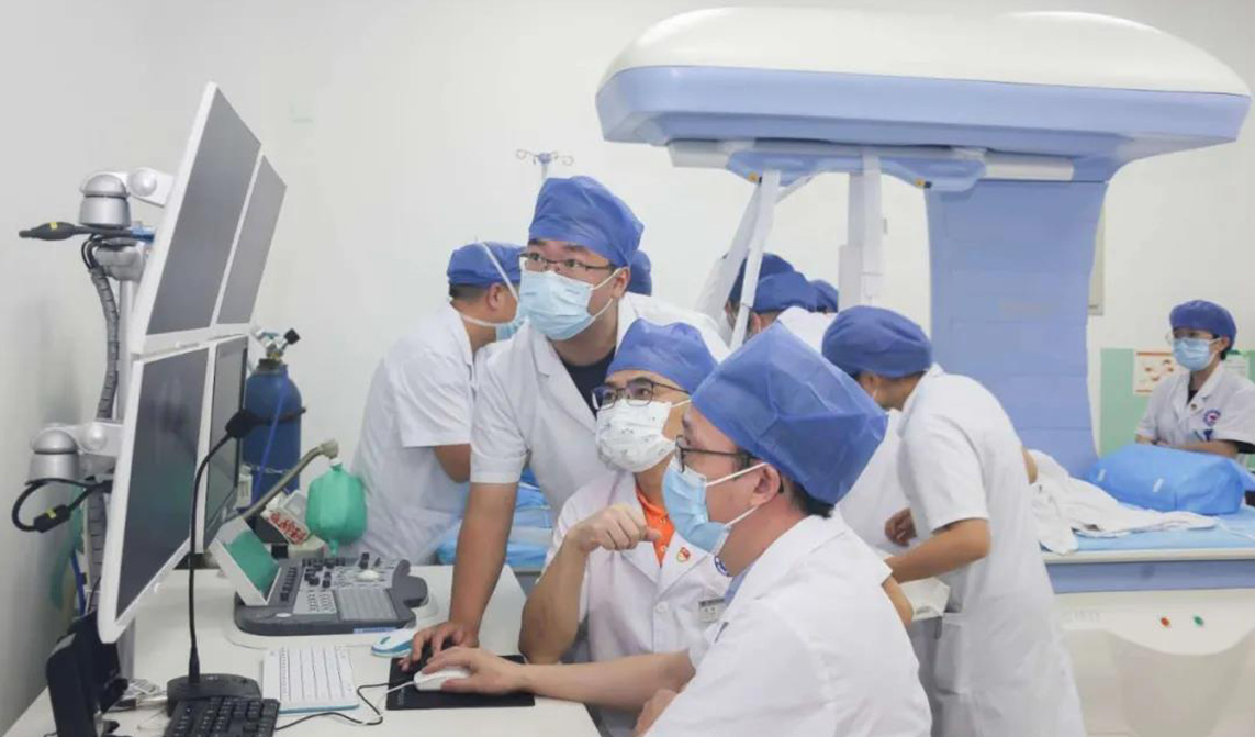 绵阳市中心医院聚焦超声消融治疗恶性肿瘤成功完成