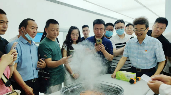 重庆专精特新企业代表参观海扶医疗