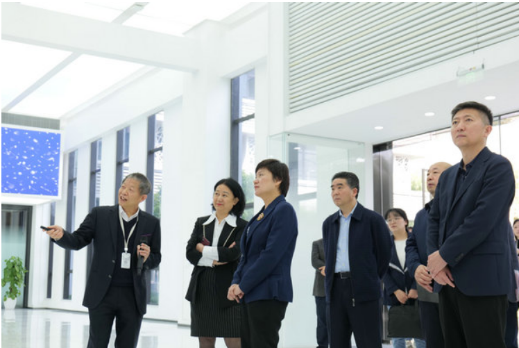 天津市考察团一行到访海扶科技产业园参观调研