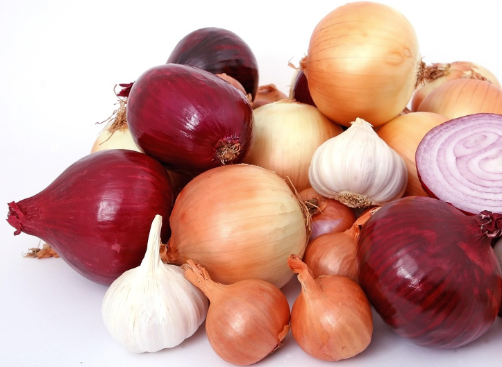 Foods to Avoid for Patients with Breast Cancer